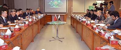 Qasim Raza Meeting with Chinese Businessmen