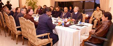 PM Imran Khan meeting with APTMA Delegation