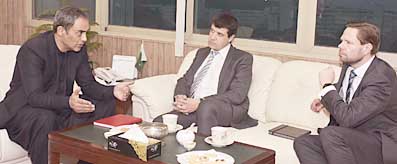 Zubair Gilani meeting with GM LNG MD - RD