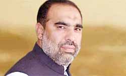 Asad invites EU to invest in Pakistan