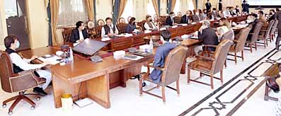 Imran Khan chairs review meeting on investment