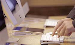 IT exports cross record $2bn mark