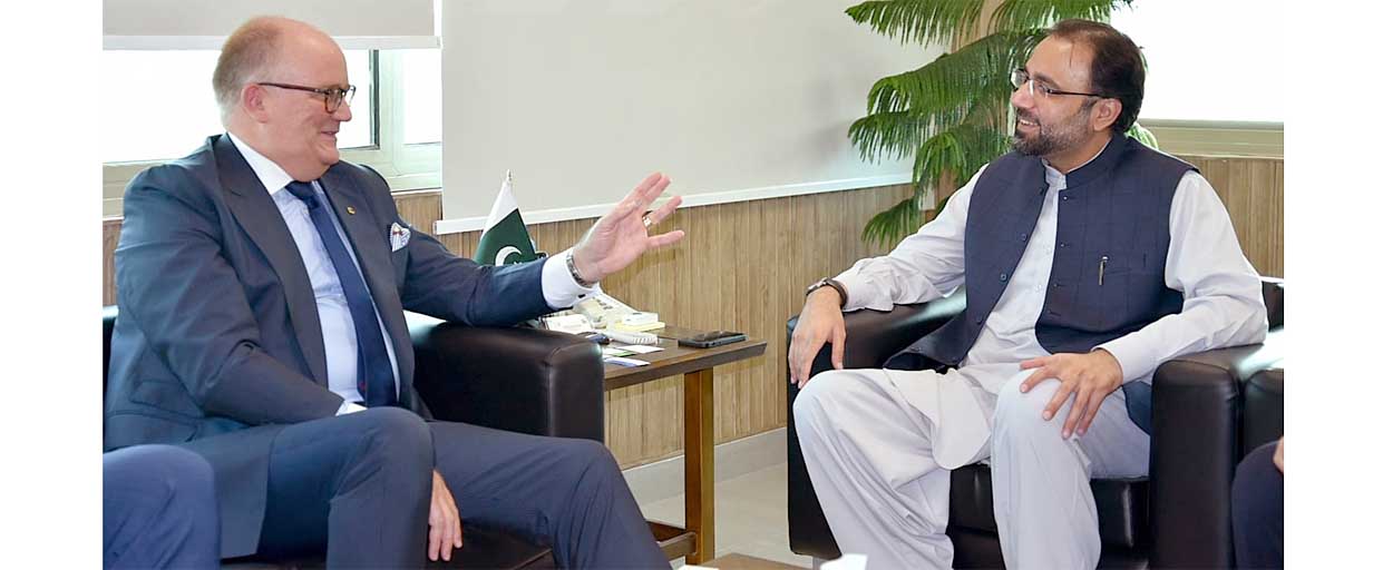 Chaudhry Salik Hussain meeting with Wille Eerola