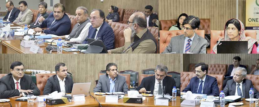 Abdul Aleem Khan in a meeting on EoDB